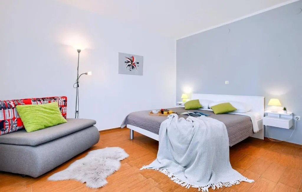Apartman Nina By Villas Guide Medulin Croatia