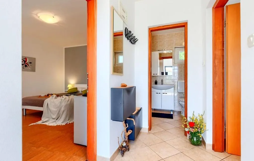 Apartman Nina By Villas Guide Medulin 0*,  Croatia